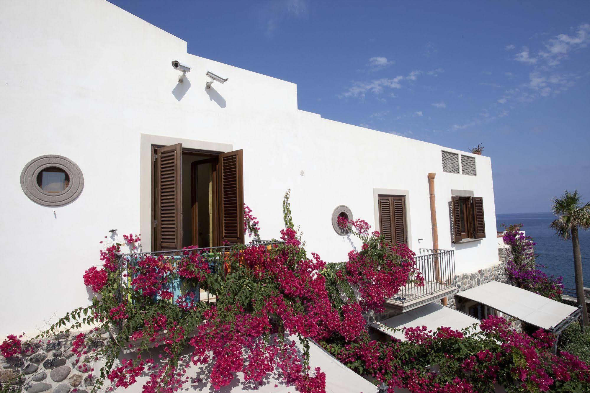 Hotel Residence Acquacalda Lipari  Luaran gambar