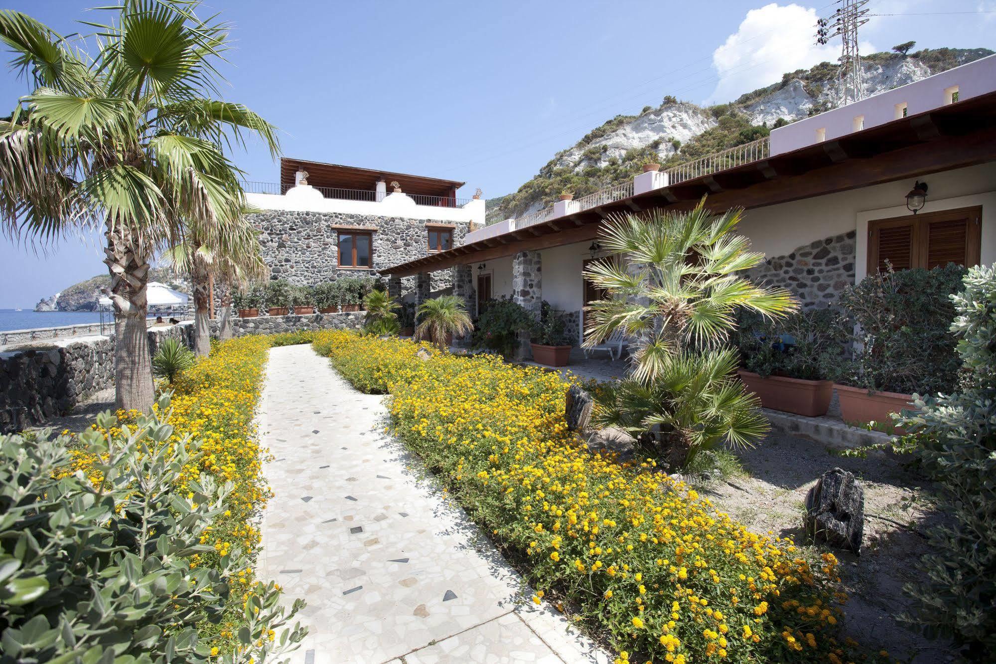 Hotel Residence Acquacalda Lipari  Luaran gambar